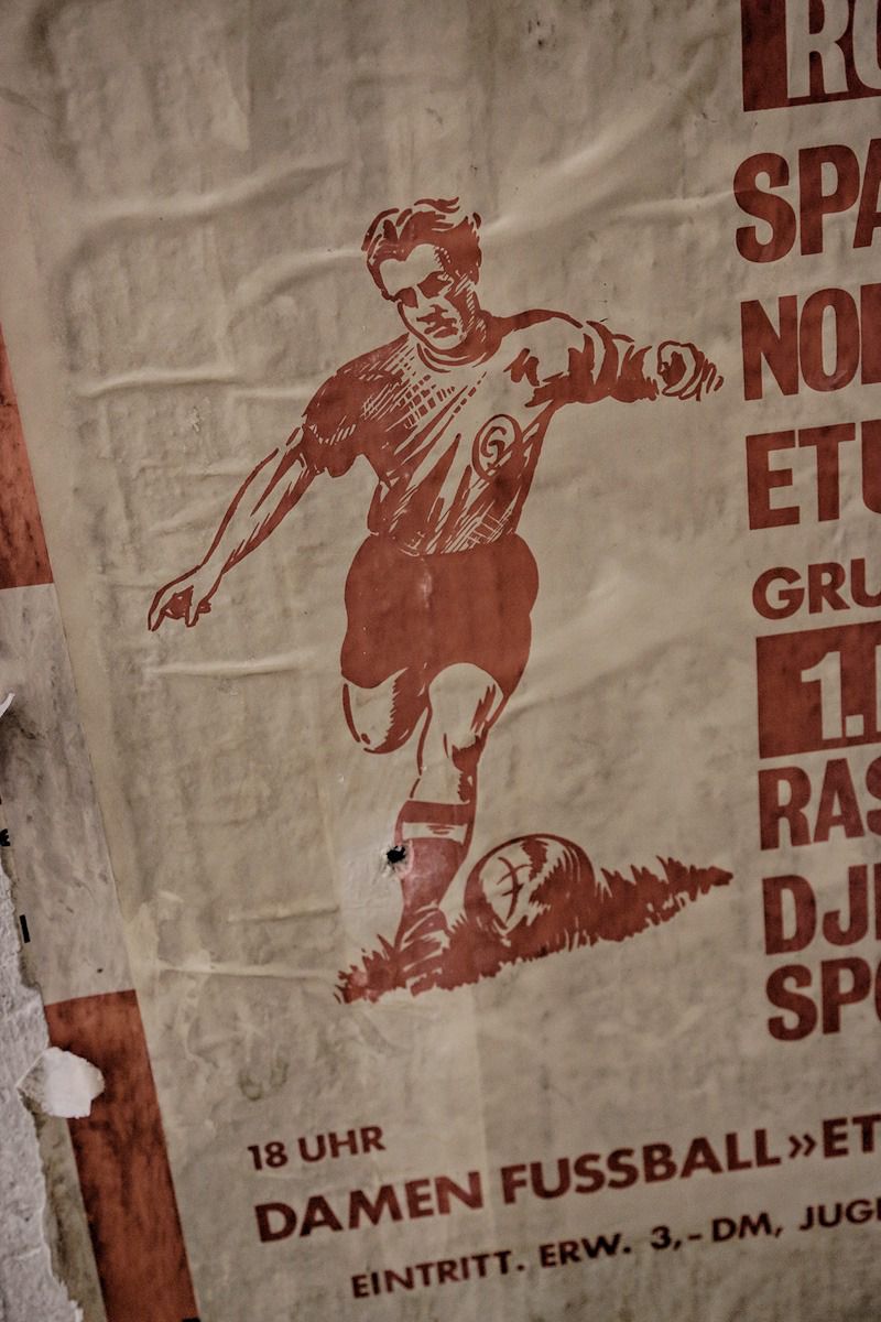 haupttribuene georg melches stadion von rot weiss essen 