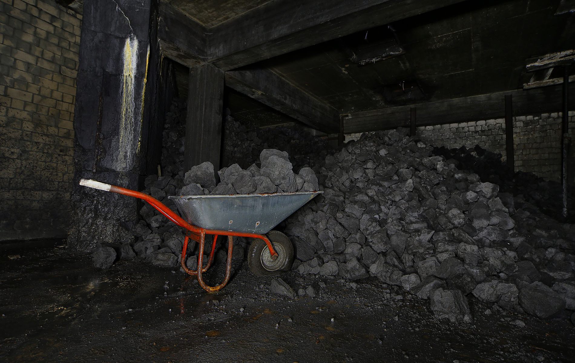 eisen und tempergie  erei 81 eisen und tempergie  erei 81