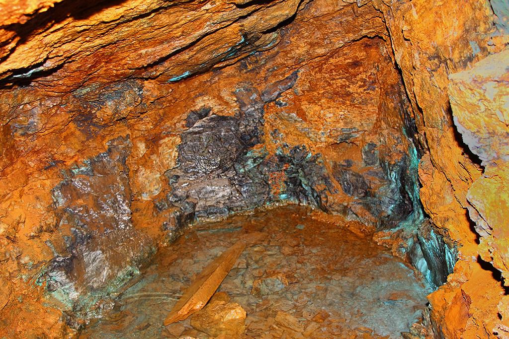 kaellergruvan bunter altbergbau