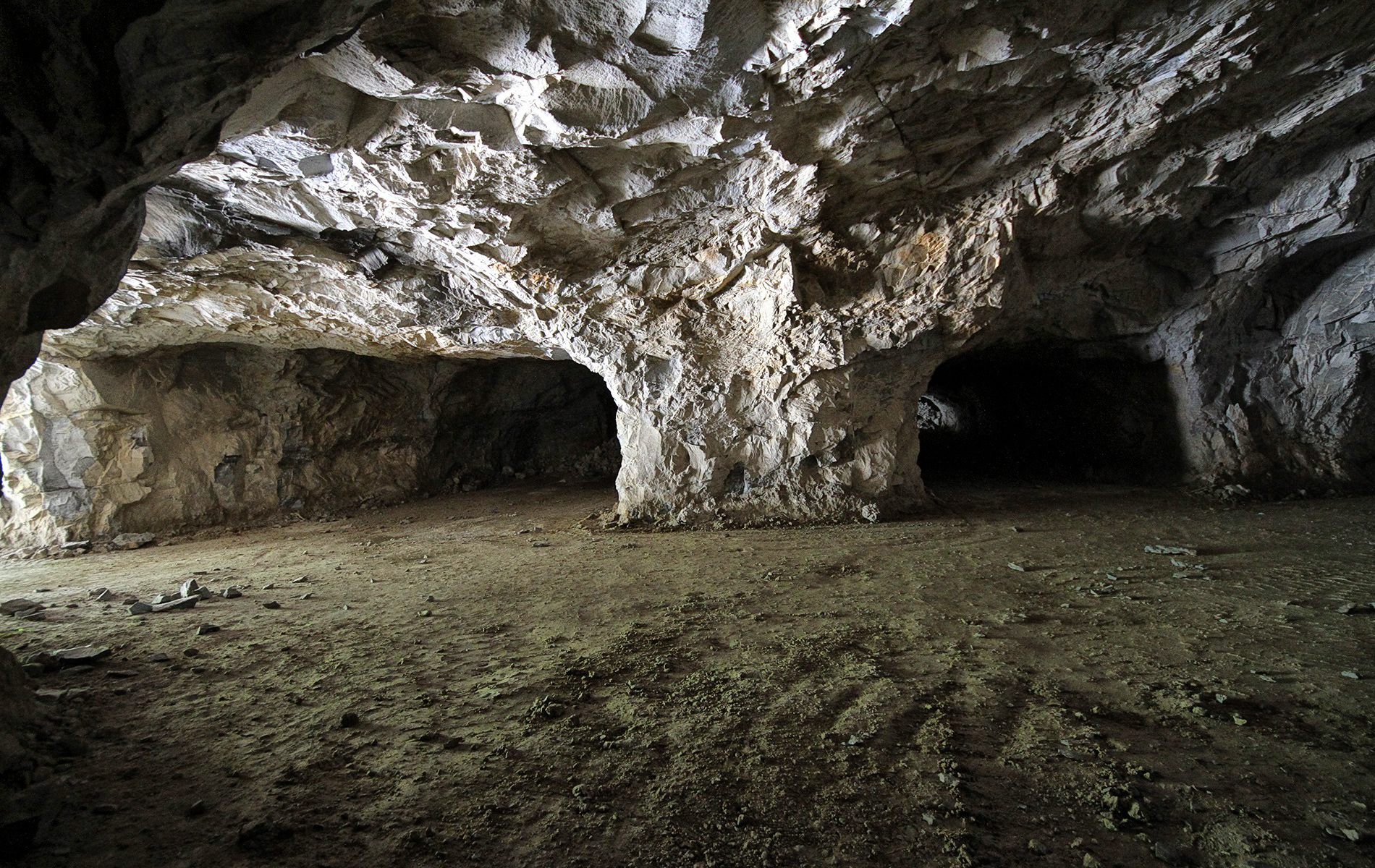 u verlagerung basalt