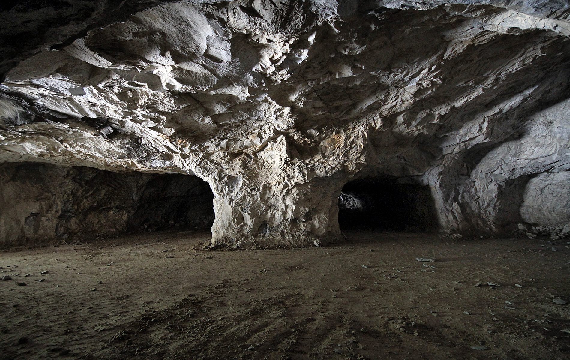 u verlagerung basalt