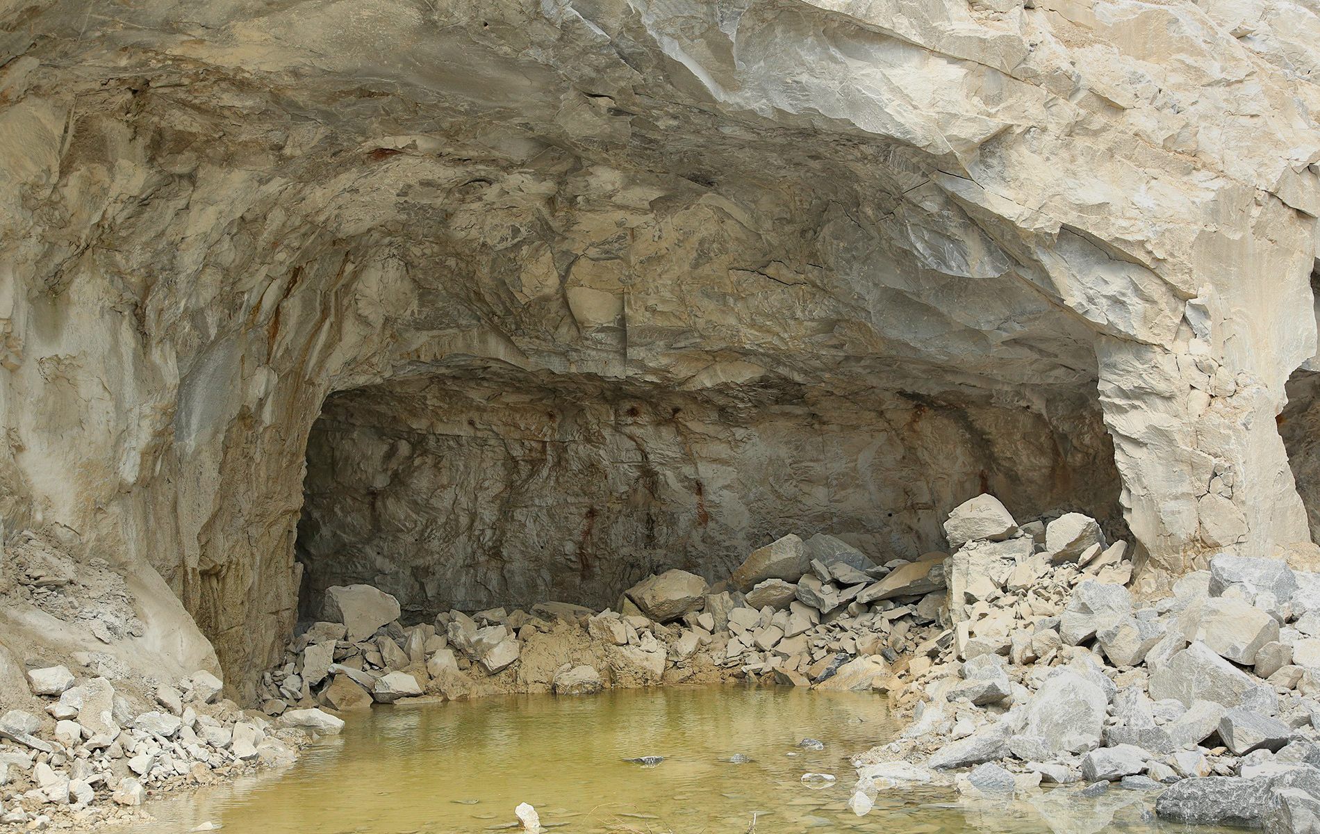 u verlagerung basalt